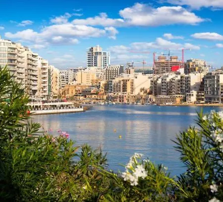 Apartment Stylish 1br In The Heart Of It All, Paceville By 360 Estates *