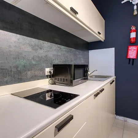 Apartman Stylish 1br In The Heart Of It All, Paceville By 360 Estates