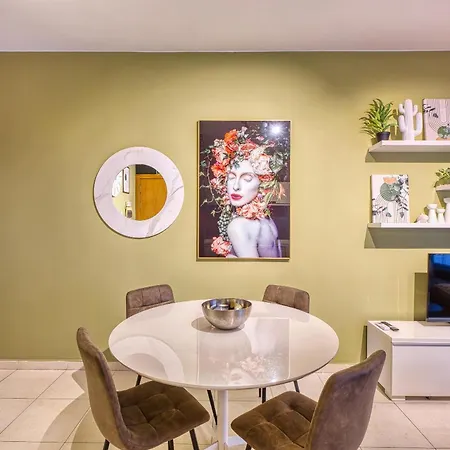 Stylish 1br In The Heart Of It All, Paceville By 360 Estates San Ġiljan