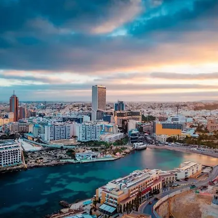 Apartman Stylish 1br In The Heart Of It All, Paceville By 360 Estates San Ġiljan