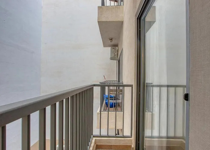 Stylish 1br In The Heart Of It All, Paceville By 360 Estates Apartamento *