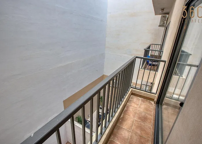 Stylish 1br In The Heart Of It All, Paceville By 360 Estates Apartamento *